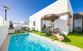 Villa Janubio